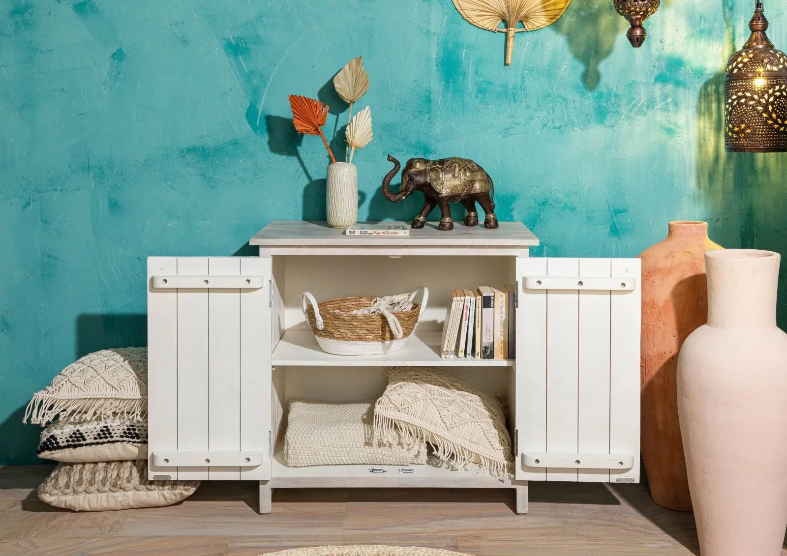 Carved Dresser Mango 80x48x78 white