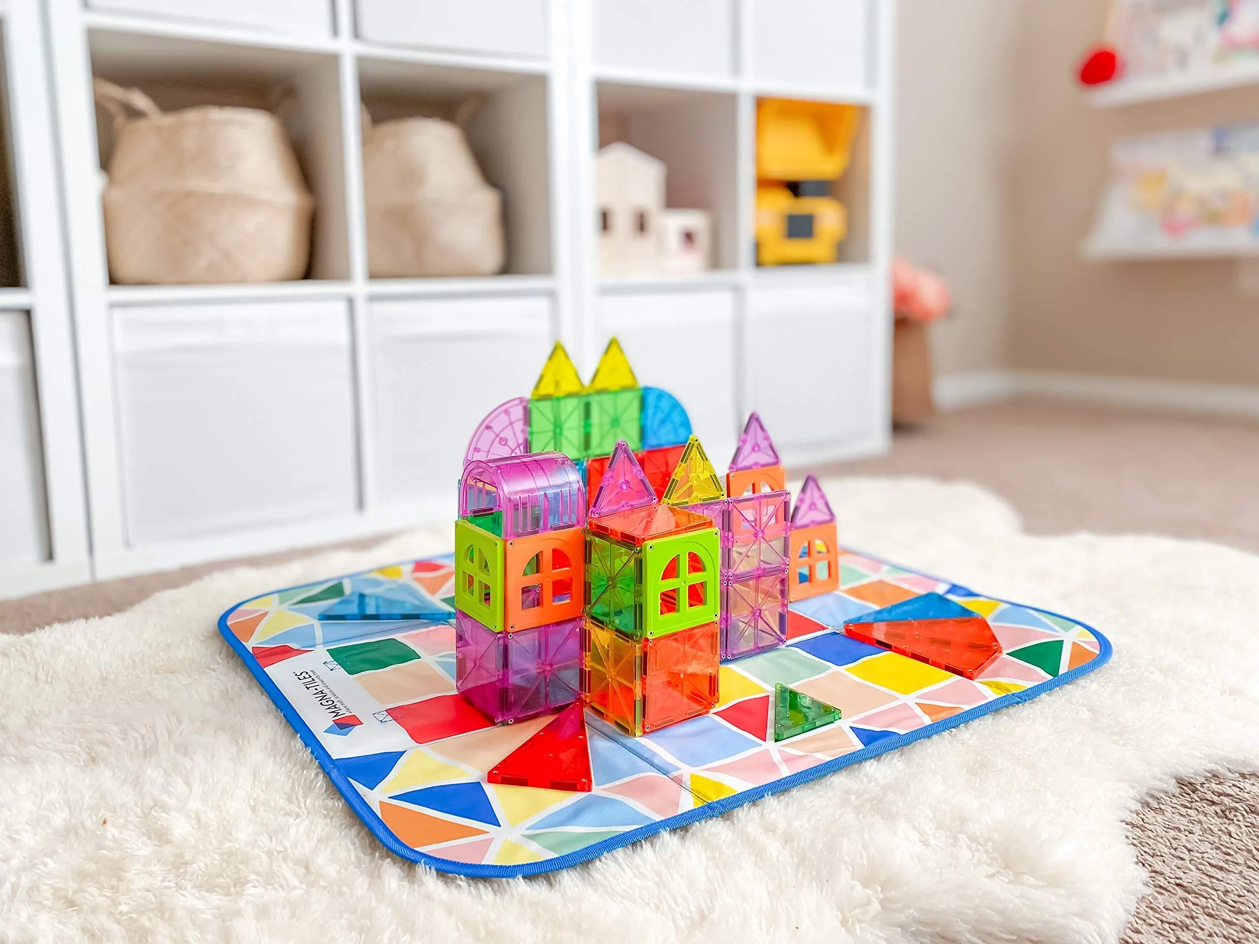 Magna-Tiles Storage Bin & Interactive Play-Mat