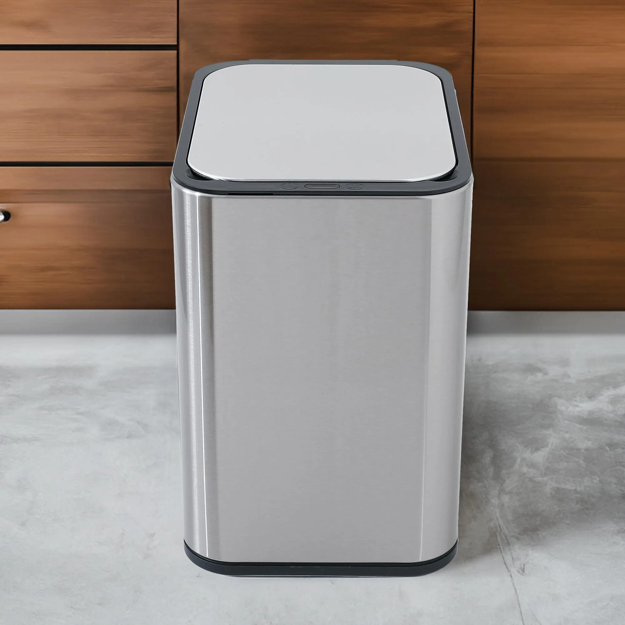 UMAI 9L Stainless Steel Automatic Dustbin With Lid | Dustbin For Kitchen With Inner Bucket | Dustbin For Bathroom | Kick Activated | Dustbin For Bedroom, Home & Office | CE & ROHS Certified | Silver